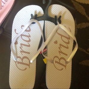 Wedding party flip flops